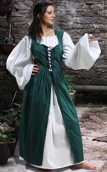 Ameline peasant dress in green