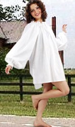 Thigh-length Classic Chemise in white cotton, one size fits most.